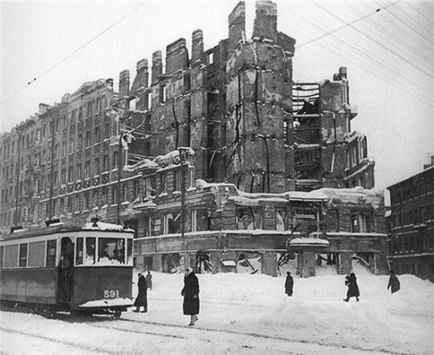 asediat Leningrad