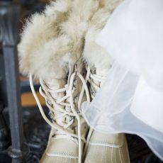 сватбени обувки през зимата, беше топло и красиви