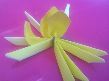 Master-клас, за да направим рози (модулно оригами)
