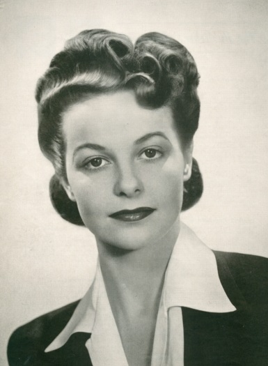 1940 Hairstyles- Histoire des femmes - Coiffures (1940) 1940 Hairstyles- Histoire des femmes - Coiffures