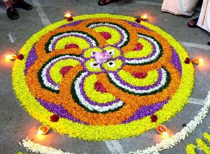 25 des rangolis les plus colorés avec des fleurs (des rangolis simples avec des fleurs) 25 Designs Rangoli les plus colorés avec des fleurs