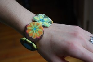 29 Bouton bricolage Instructions Bracelet, motifs Guide (Bouton Bouton Bracelet) 29 Bouton bricolage Instructions Bracelet, modèles Guide