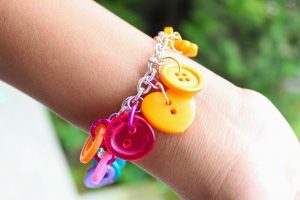 29 Bouton bricolage Instructions Bracelet, motifs Guide (Bouton Bouton Bracelet) 29 Bouton bricolage Instructions Bracelet, modèles Guide