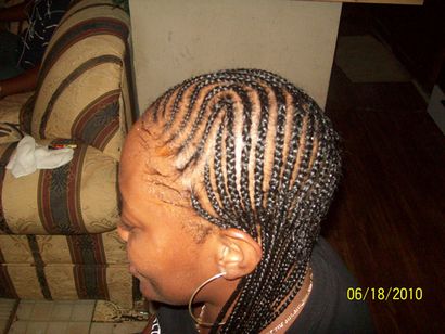 30 Impressionnant Braid coiffures pour femmes noires (tresse) 30 Coupes de cheveux impressionnante Braid pour les femmes noires