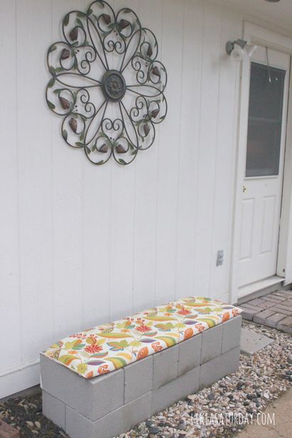 Ajout Patio Seating Parpaing Banquettes - Comme un samedi (terrasse) Ajout Patio Seating Parpaing Banquettes - Comme un samedi