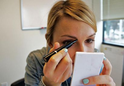 Un guide réel pour la vie Trouver le bon Brow couleur pour vous (couleur) Un guide réel pour la vie Trouver le bon Brow couleur pour vous