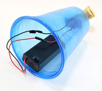 Art Bot Construire un ami Robot Wobbly qui crée l'art (projet scientifique) Art Bot Construire un ami Robot Wobbly qui crée l'art