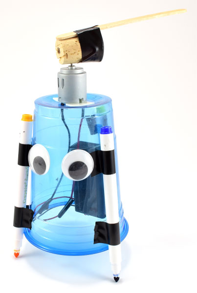 Art Bot Construire un ami Robot Wobbly qui crée l'art (crée) Art Bot Construire un ami Robot Wobbly qui crée l'art