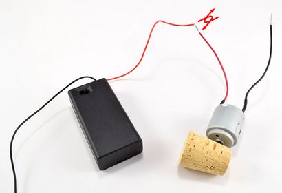 Art Bot Construire un ami Robot Wobbly qui crée l'art (de bristlebot) Art Bot Construire un ami Robot Wobbly qui crée l'art
