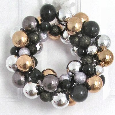 Un typique anglais Accueil Comment faire une couronne de fleurs Babiole (guirlande de babiole comment faire) Un typique anglais Accueil Comment faire une babiole Couronne