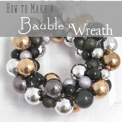 Une maison typique anglais Comment faire une couronne de fleurs Babiole (domicile) Un typique anglais Accueil Comment faire une babiole Couronne