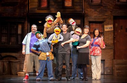 Avenue Q - Fullerton vit dans la dure réalité - Orange County Register (comment faire la voix de monstre Trekkie) Avenue Q - Fullerton vit dans la dure réalité - Orange County Register