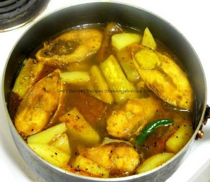 Commencée Diye Ilish Machher Jhol - recette bengali, Recettes de poisson et d'oeufs, Recettes (bangali ilish er jhol) Commencée Diye Ilish Machher Jhol - recette bengali, poisson et oeufs Recettes, Recettes