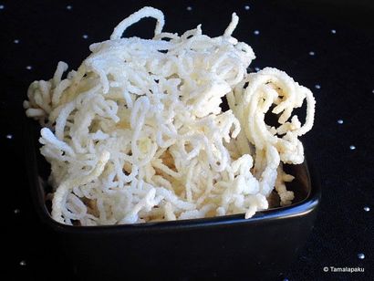 Biyyam Vadiyalu ~ Sun ~ Beignets Séché riz Riz Fryums ~ Tamalapaku (beignets) Biyyam Vadiyalu ~ Sun ~ Beignets Séché riz Riz Fryums ~ Tamalapaku