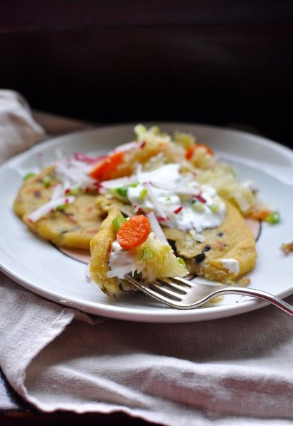 Black Bean Pupusas avec Lime curtido A Giveaway, ¡Hola! JALAPEÑO¡HOLA! JALAPENO (pupusas) Black Bean Pupusas avec Lime curtido A Giveaway, ¡Hola! JALAPEÑO¡HOLA! JALAPENO