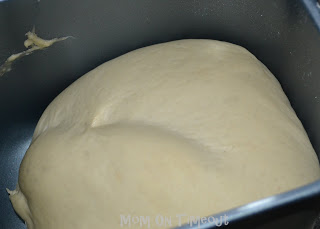 Machine à pain Pizza Recette Pâte - Maman Le délai d'attente (pâte) Machine à pain Pizza Recette Pâte - Maman Le délai d'attente
