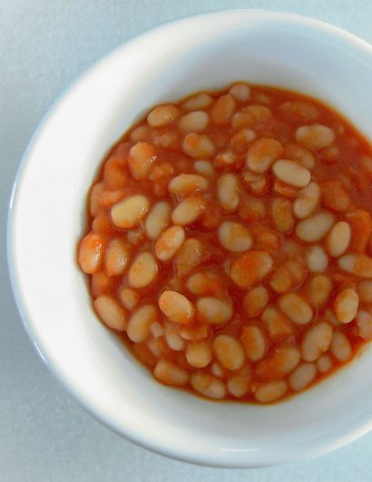 Classiques britanniques - Une recette pour les haricots cuits au four anglais (comme Heinz Makes) ~ The Box Tiffin (haricots) Classiques britanniques - Une recette pour les haricots cuits au four anglais (comme Heinz Makes) ~ La Tiffin Box