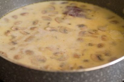 Crème de recette de la soupe aux champignons, crème de légumes recette de soupe aux champignons (recette de la soupe aux champignons) Crème de recette de la soupe aux champignons, crème de légumes recette de soupe aux champignons