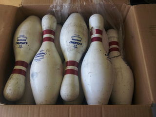 Création d'une table Sur Reclaimed Bowling Pins 12 __gVirt_NP_NNS_NNPS<__ étapes (avec des images) (création) Création d'une sortie de Reclaimed Quilles 12 __gVirt_NP_NNS_NNPS<__ étapes Tabletop (avec photos)
