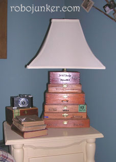 Bricolage Craft Projets utilisant Old Vintage Menuiseries - Trash Treasure - Architectural Salvage (comment fabriquer des lampes d'art noir) Projets de bricolage Craft en utilisant Old Vintage Menuiseries - Trash Treasure - Architectural Salvage