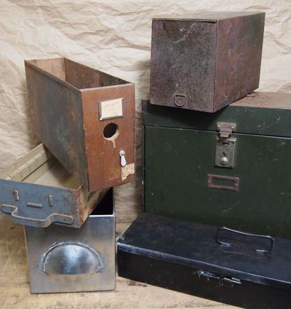 Projets de bricolage Craft en utilisant Old Vintage Menuiseries - Trash Treasure - Architectural Salvage (artisanat) Projets de bricolage Craft en utilisant Old Vintage Menuiseries - Trash Treasure - Architectural Salvage