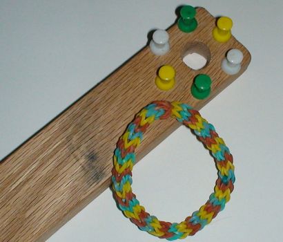 Facile à faire Élastique Loom et bracelet 9 étapes (avec des images) (faire) Facile à faire Élastique Loom et bracelet 9 étapes (avec photos)