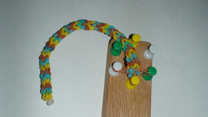 Facile à faire Élastique Loom et bracelet 9 étapes (avec des images) (faire) Facile à faire Élastique Loom et bracelet 9 étapes (avec photos)