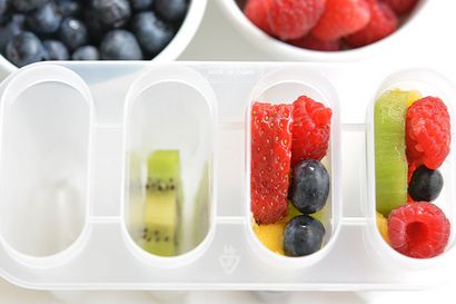 Fruits frais, salade de fruits popsicles sucettes glacées (popsicles) Fruits frais, popsicles Salade de fruits sucettes glacées
