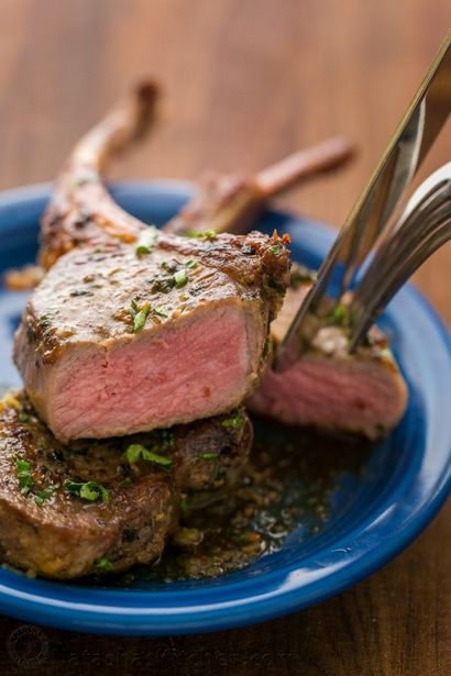 L'ail et aux fines herbes Côtelettes d'agneau en croûte Recette (ail) Ail et fines herbes Côtelettes d'agneau en croûte Recette