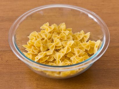 Comment cuire les pâtes au micro-ondes - Les mamans ont des questions aussi (Test Kitchen Amérique) Comment cuire les pâtes au micro-ondes - Les mamans ont des questions trop