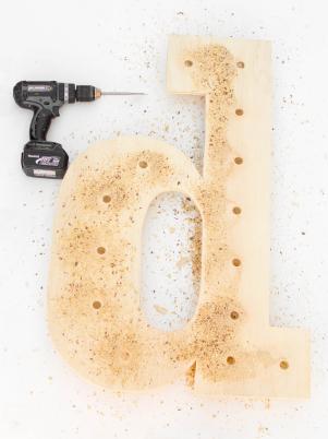 Comment faire une lettre Marquee bricolage signe, HGTV (faire) Comment faire une lettre Marquee bricolage signe, HGTV