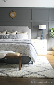 Comment faire un bricolage capitonné Chevet de Thrifty Décor Chick (marque) Comment faire un bricolage capitonné Chevet de Thrifty Décor Chick
