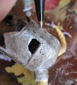 Comment faire un casque miniature (miniature) Comment faire un casque miniature