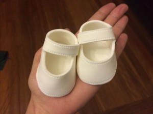 Comment faire des chaussures pour bébés de fondants (Fondant) Comment faire des chaussures pour bébés de Fondant