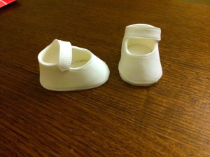 Comment faire des chaussures pour bébés de fondants (douche de bébé gâteau) Comment faire des chaussures pour bébés de Fondant