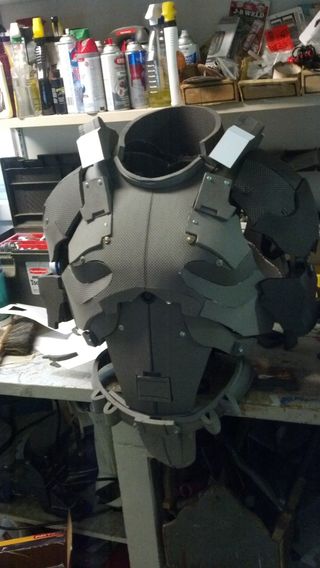 Comment faire en mousse Armure 7 étapes (avec photos) (mousse) Comment faire en mousse Armure 7 étapes (avec photos)