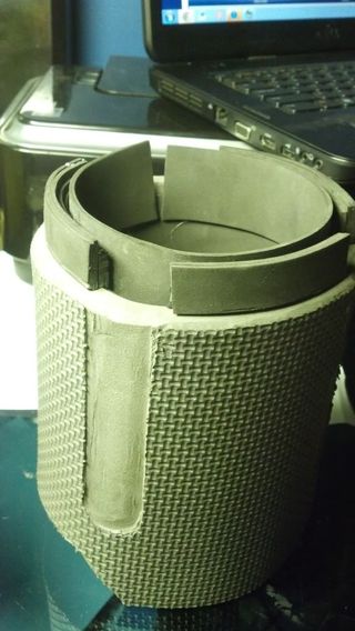 Comment faire en mousse Armure 7 étapes (avec des images) (étapes) Comment faire en mousse Armure 7 étapes (avec photos)