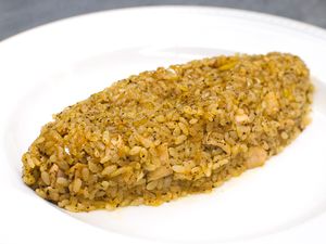 Comment faire omuraisu, Japon Oozy Exploding Omelette, SAVEUR (comment faire du riz japonais omelette) Comment faire omuraisu, Japon Oozy Exploding Omelette, SAVEUR