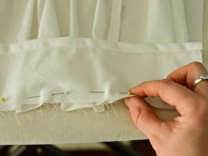 Comment coudre tissu froncé oreiller Shams, HGTV (oreiller) Comment coudre tissu froncé Pillow Shams, HGTV