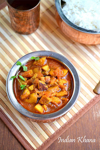 Indian Khana Dan Kaanda Sabzi, Pidi Karunai kizhangu Curry (sabzi) Indian Khana Dan Kaanda Sabzi, Pidi Karunai kizhangu Curry