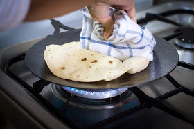 Voyage Cuisine Comment faire l'Indien de tous les jours Flatbread (voyage) Voyage de cuisine Comment faire du quotidien indien Flatbread