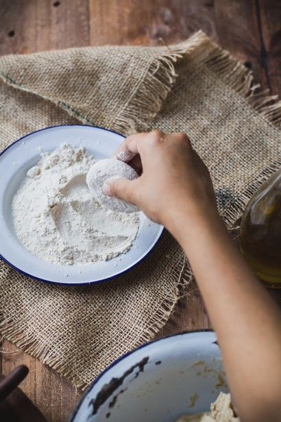 Voyage Cuisine Comment faire l'Indien de tous les jours Flatbread (comment faire du pain chapati) Voyage de cuisine Comment faire du quotidien indien Flatbread