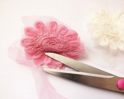 Faire fleur Bandeaux avec ruban élastique Skinny - La retraite du ruban Blog (comment faire de gros serre-tête de fleurs) Faire fleur Bandeaux avec Skinny ruban élastique - Blog Retraite Ruban