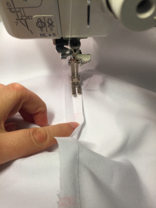Faire une cage ronde Crinoline, A Damsel dans cette robe (damoiselle) Faire une cage ronde Crinoline, A Damsel dans cette robe