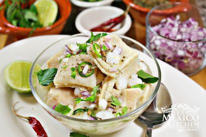 Mexique dans ma cuisine blanc Menudo soupe, un régal parfait d'hiver, Recettes de cuisine mexicaine authentique (Mexique) Mexique dans ma cuisine blanc Menudo soupe, un régal d'hiver parfait, mexicaine authentique Food Recipes