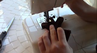 Olaf Build-a-Bonhomme de neige en peluche 9 étapes (avec des images) (en peluche) Olaf Build-a-Bonhomme de neige en peluche 9 étapes (avec photos)