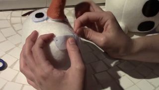 Olaf Build-a-Bonhomme de neige en peluche 9 étapes (avec photos) (comment faire un olaf farcie) Olaf Build-a-Bonhomme de neige en peluche 9 étapes (avec photos)