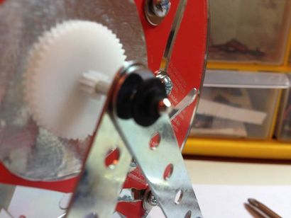 Roue contrebalancés (Mouvement perpétuel faux machine pour le plaisir) 9 étapes (avec photos) (roue) Roue contrebalancés (Mouvement perpétuel faux machine pour le plaisir) 9 étapes (avec photos)