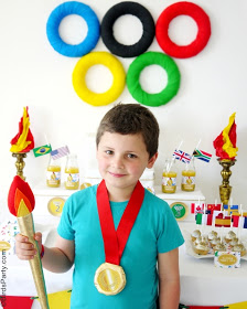 Coudre Can Do Go pour l'or Faire une flamme olympique en peluche & amp; Médaille d'or (olympique) Coudre Can Do Go pour l'or Faire une flamme olympique en peluche & amp; Médaille d'or