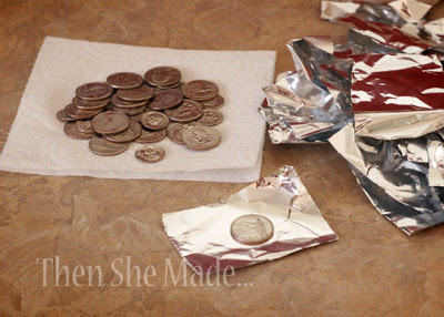 Ensuite, elle a fait la tradition de l'argent gâteau (fait) Ensuite, elle a fait la tradition de l'argent gâteau